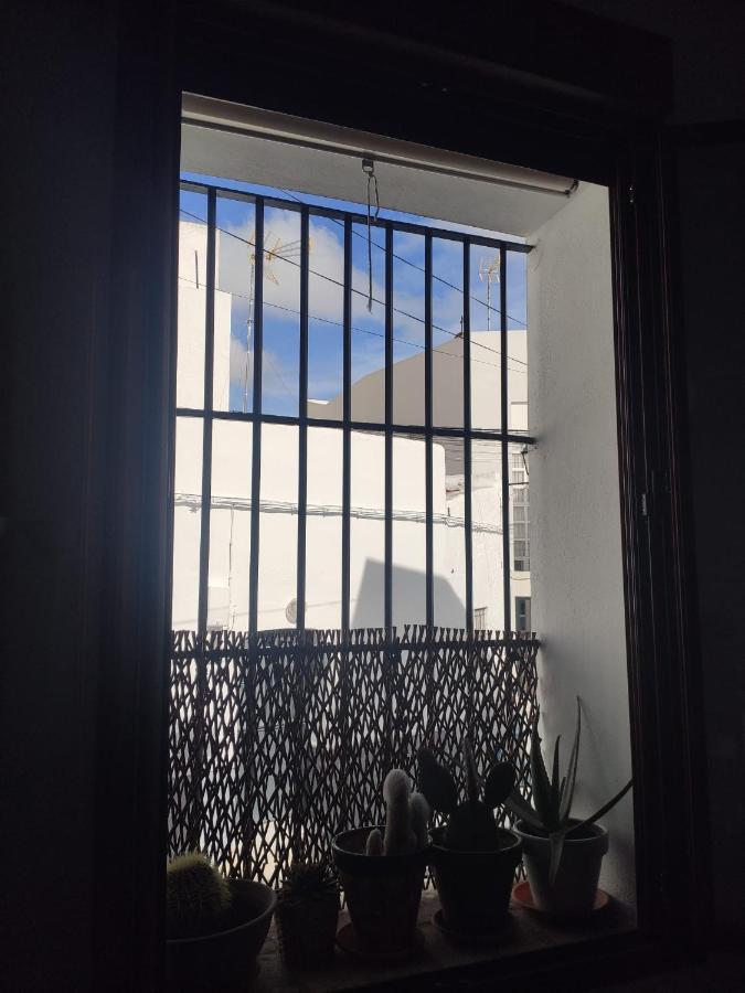 Tranquilo En El Centro De Conil Appartamento